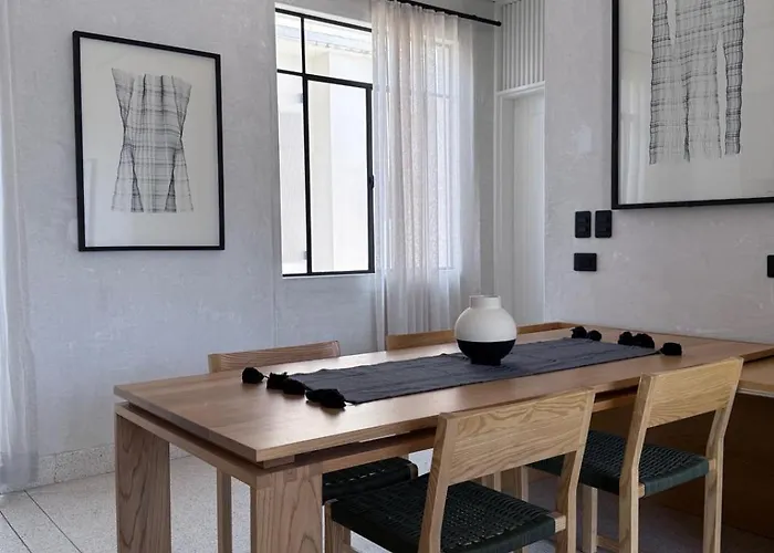 Design In Beautifully Restored Building In Roma Norte *