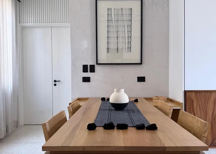 Apartment Design In Beautifully Restored Building In Roma Norte